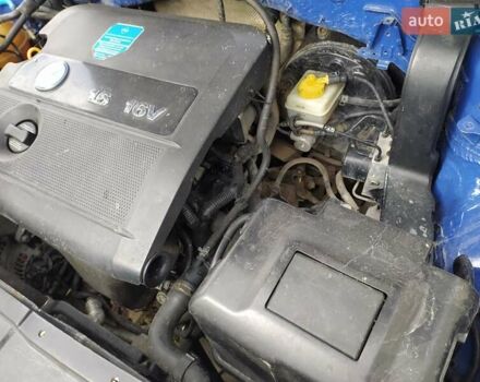 Синій Фольксваген Гольф, об'ємом двигуна 1.6 л та пробігом 270 тис. км за 3750 $, фото 8 на Automoto.ua