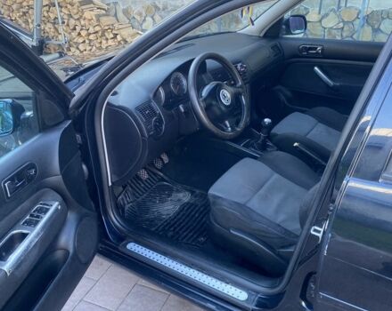 Синий Фольксваген Гольф, объемом двигателя 1.6 л и пробегом 205 тыс. км за 2400 $, фото 13 на Automoto.ua