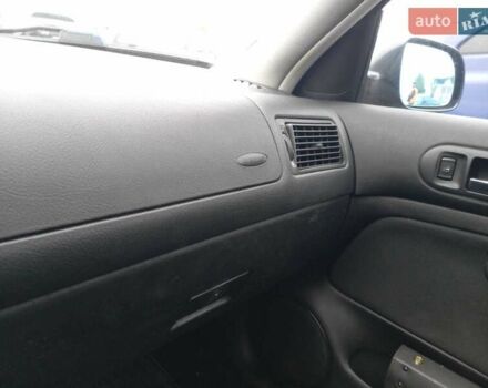 Синій Фольксваген Гольф, об'ємом двигуна 1.6 л та пробігом 258 тис. км за 4000 $, фото 30 на Automoto.ua