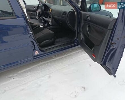Синій Фольксваген Гольф, об'ємом двигуна 1.6 л та пробігом 284 тис. км за 3950 $, фото 18 на Automoto.ua