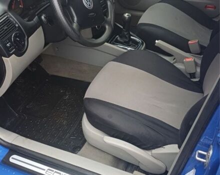 Синий Фольксваген Гольф, объемом двигателя 1.4 л и пробегом 180 тыс. км за 3900 $, фото 1 на Automoto.ua