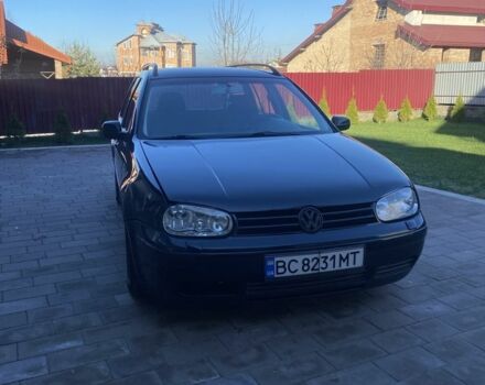 Синий Фольксваген Гольф, объемом двигателя 1.6 л и пробегом 205 тыс. км за 2400 $, фото 1 на Automoto.ua