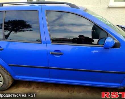 Синий Фольксваген Гольф, объемом двигателя 1.6 л и пробегом 277 тыс. км за 3500 $, фото 3 на Automoto.ua