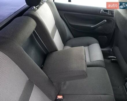 Синій Фольксваген Гольф, об'ємом двигуна 1.6 л та пробігом 258 тис. км за 4000 $, фото 17 на Automoto.ua