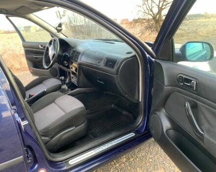 Синий Фольксваген Гольф, объемом двигателя 1.4 л и пробегом 258 тыс. км за 2700 $, фото 10 на Automoto.ua