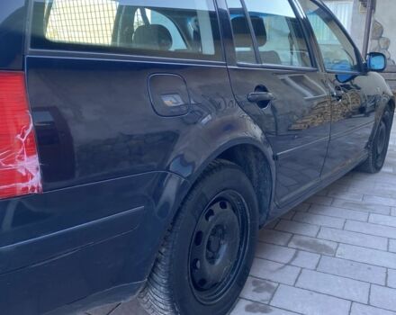 Синий Фольксваген Гольф, объемом двигателя 1.6 л и пробегом 205 тыс. км за 2400 $, фото 8 на Automoto.ua