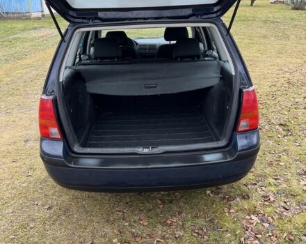 Синий Фольксваген Гольф, объемом двигателя 1.4 л и пробегом 184 тыс. км за 3500 $, фото 4 на Automoto.ua