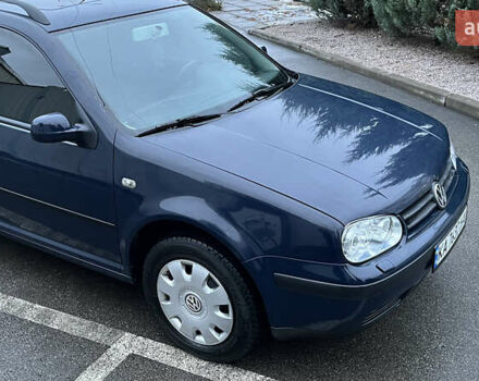 Синий Фольксваген Гольф, объемом двигателя 1.6 л и пробегом 310 тыс. км за 3600 $, фото 18 на Automoto.ua