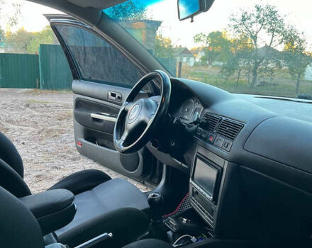 Синий Фольксваген Гольф, объемом двигателя 1.6 л и пробегом 333 тыс. км за 3800 $, фото 7 на Automoto.ua