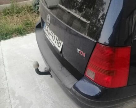 Синий Фольксваген Гольф, объемом двигателя 1.9 л и пробегом 291 тыс. км за 4800 $, фото 4 на Automoto.ua