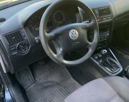 Фольксваген Гольф 2002 в Виннице на Automoto.ua Синий Фольксваген Гольф, объемом двигателя 1.6 л и пробегом 340 тыс. км за 4199 $, фото 18 на Automoto.ua