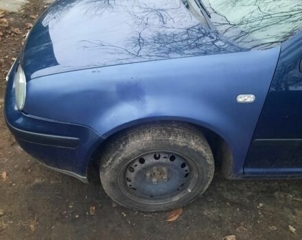 Синий Фольксваген Гольф, объемом двигателя 1.6 л и пробегом 215 тыс. км за 4000 $, фото 6 на Automoto.ua