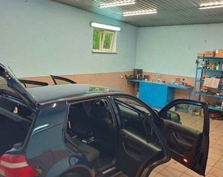 Синій Фольксваген Гольф, об'ємом двигуна 1.4 л та пробігом 247 тис. км за 4600 $, фото 5 на Automoto.ua