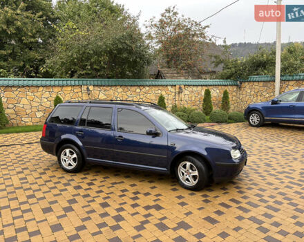 Синий Фольксваген Гольф, объемом двигателя 1.6 л и пробегом 232 тыс. км за 3800 $, фото 10 на Automoto.ua