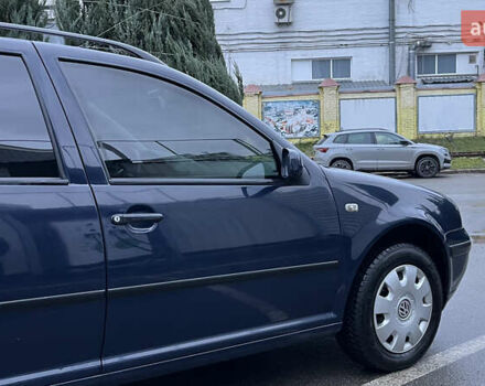 Синий Фольксваген Гольф, объемом двигателя 1.6 л и пробегом 310 тыс. км за 3600 $, фото 26 на Automoto.ua