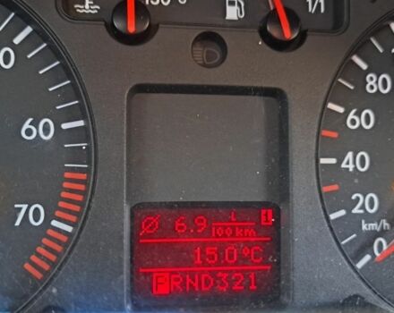 Синий Фольксваген Гольф, объемом двигателя 1.6 л и пробегом 270 тыс. км за 4400 $, фото 12 на Automoto.ua