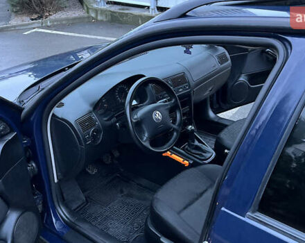 Синий Фольксваген Гольф, объемом двигателя 1.6 л и пробегом 310 тыс. км за 3600 $, фото 60 на Automoto.ua