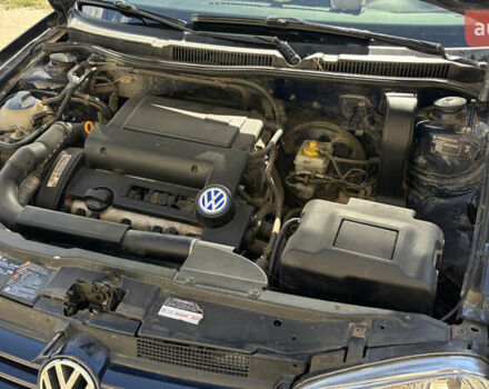 Синий Фольксваген Гольф, объемом двигателя 1.39 л и пробегом 248 тыс. км за 5150 $, фото 6 на Automoto.ua