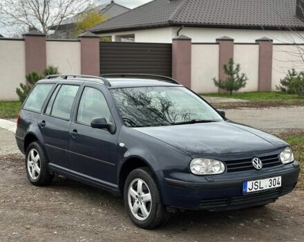 Синий Фольксваген Гольф, объемом двигателя 1.9 л и пробегом 250 тыс. км за 1600 $, фото 1 на Automoto.ua