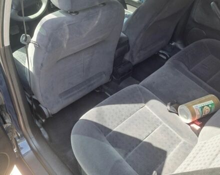 Синий Фольксваген Гольф, объемом двигателя 1.6 л и пробегом 270 тыс. км за 4400 $, фото 10 на Automoto.ua