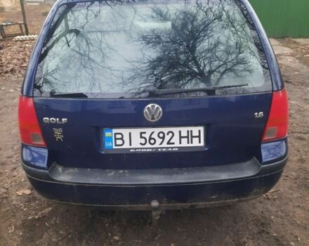 Синий Фольксваген Гольф, объемом двигателя 1.6 л и пробегом 215 тыс. км за 4000 $, фото 4 на Automoto.ua