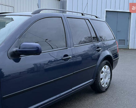 Синий Фольксваген Гольф, объемом двигателя 1.6 л и пробегом 310 тыс. км за 3600 $, фото 5 на Automoto.ua