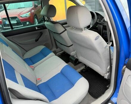 Синий Фольксваген Гольф, объемом двигателя 1.4 л и пробегом 230 тыс. км за 3500 $, фото 18 на Automoto.ua