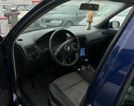 Синий Фольксваген Гольф, объемом двигателя 1.9 л и пробегом 358 тыс. км за 3750 $, фото 7 на Automoto.ua