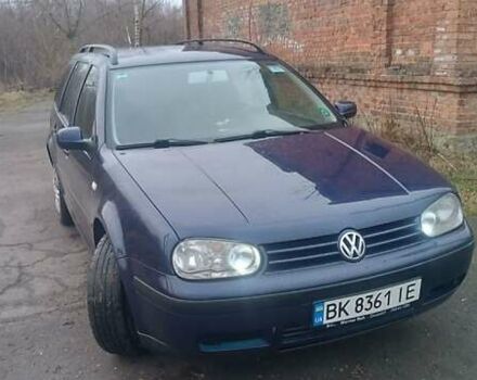 Синій Фольксваген Гольф, об'ємом двигуна 1.6 л та пробігом 245 тис. км за 3750 $, фото 1 на Automoto.ua