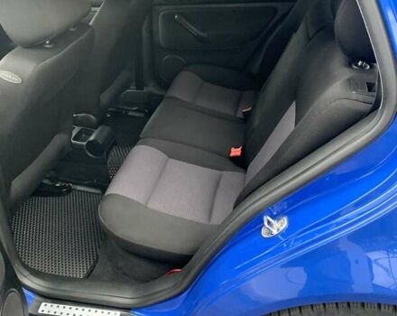 Фольксваген Гольф 2002 в Беляевке на Automoto.ua Синий Фольксваген Гольф, объемом двигателя 1.4 л и пробегом 270 тыс. км за 4500 $, фото 4 на Automoto.ua