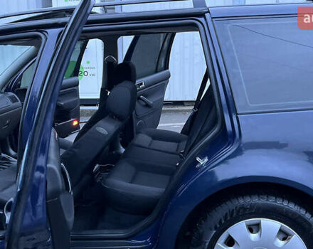 Синий Фольксваген Гольф, объемом двигателя 1.6 л и пробегом 310 тыс. км за 3600 $, фото 66 на Automoto.ua