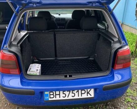 Фольксваген Гольф 2002 в Беляевке на Automoto.ua Синий Фольксваген Гольф, объемом двигателя 1.4 л и пробегом 270 тыс. км за 4500 $, фото 2 на Automoto.ua