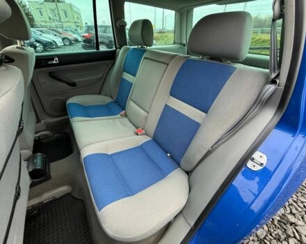 Синий Фольксваген Гольф, объемом двигателя 1.4 л и пробегом 230 тыс. км за 3500 $, фото 6 на Automoto.ua