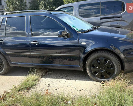 Синий Фольксваген Гольф, объемом двигателя 1.39 л и пробегом 248 тыс. км за 5150 $, фото 2 на Automoto.ua