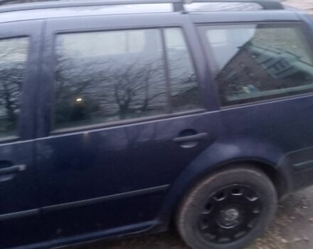 Синий Фольксваген Гольф, объемом двигателя 2 л и пробегом 356 тыс. км за 1900 $, фото 3 на Automoto.ua