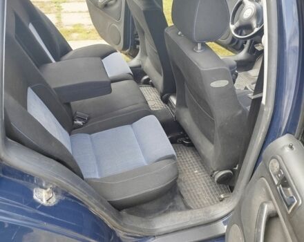 Синий Фольксваген Гольф, объемом двигателя 1.6 л и пробегом 285 тыс. км за 2100 $, фото 7 на Automoto.ua