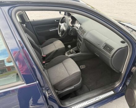 Синій Фольксваген Гольф, об'ємом двигуна 1.4 л та пробігом 210 тис. км за 4200 $, фото 5 на Automoto.ua