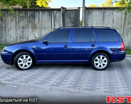 Синий Фольксваген Гольф, объемом двигателя 1.6 л и пробегом 260 тыс. км за 4700 $, фото 1 на Automoto.ua