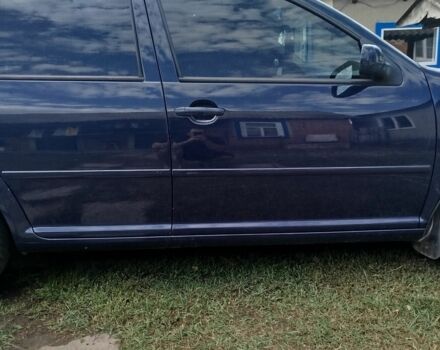 Синий Фольксваген Гольф, объемом двигателя 1.6 л и пробегом 285 тыс. км за 2100 $, фото 14 на Automoto.ua