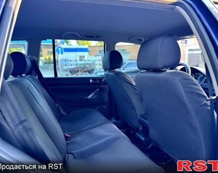 Синий Фольксваген Гольф, объемом двигателя 1.6 л и пробегом 260 тыс. км за 4700 $, фото 8 на Automoto.ua