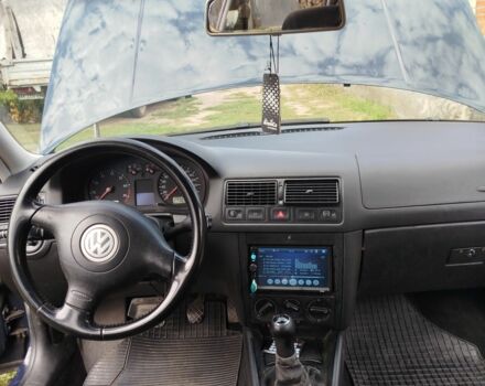 Синий Фольксваген Гольф, объемом двигателя 1.6 л и пробегом 285 тыс. км за 2100 $, фото 4 на Automoto.ua