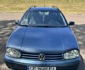 Синий Фольксваген Гольф, объемом двигателя 1.6 л и пробегом 275 тыс. км за 4799 $, фото 2 на Automoto.ua