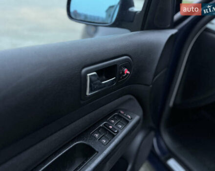 Синий Фольксваген Гольф, объемом двигателя 1.4 л и пробегом 208 тыс. км за 4150 $, фото 15 на Automoto.ua