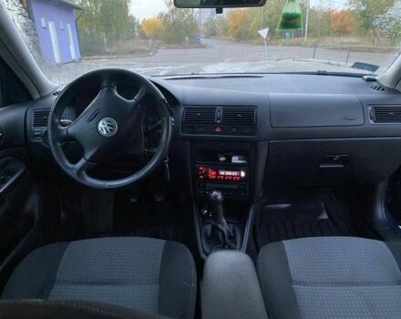 Синій Фольксваген Гольф, об'ємом двигуна 0 л та пробігом 300 тис. км за 2850 $, фото 5 на Automoto.ua