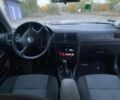 Фольксваген Гольф 2003 в Краматорске на Automoto.ua Синий Фольксваген Гольф, объемом двигателя 0 л и пробегом 300 тыс. км за 2750 $, фото 5 на Automoto.ua
