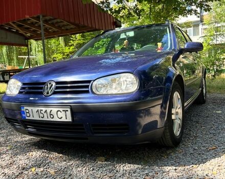 Синий Фольксваген Гольф, объемом двигателя 1.4 л и пробегом 247 тыс. км за 4350 $, фото 1 на Automoto.ua