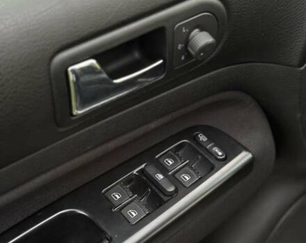 Синий Фольксваген Гольф, объемом двигателя 1.39 л и пробегом 157 тыс. км за 4300 $, фото 17 на Automoto.ua