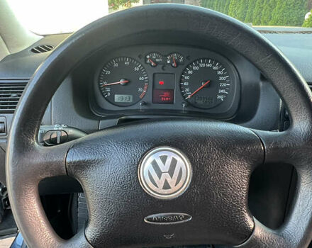 Синий Фольксваген Гольф, объемом двигателя 1.6 л и пробегом 215 тыс. км за 5500 $, фото 11 на Automoto.ua