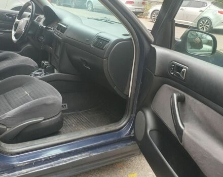 Синий Фольксваген Гольф, объемом двигателя 1.6 л и пробегом 250 тыс. км за 1850 $, фото 7 на Automoto.ua