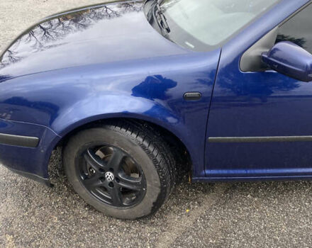Синий Фольксваген Гольф, объемом двигателя 1.6 л и пробегом 255 тыс. км за 4600 $, фото 3 на Automoto.ua